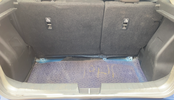 2017 Maruti Baleno DELTA PETROL 1.2, Petrol, Manual, 41,684 km, Boot Inside