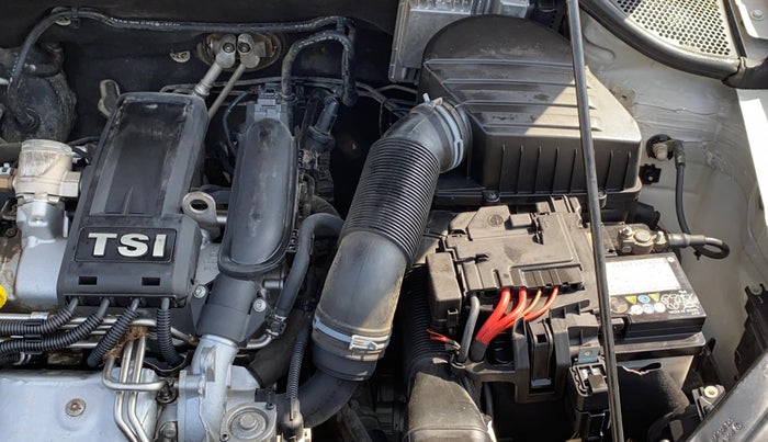 2017 Volkswagen Vento HIGHLINE PETROL AT, Petrol, Automatic, 86,755 km, Engine View - Left