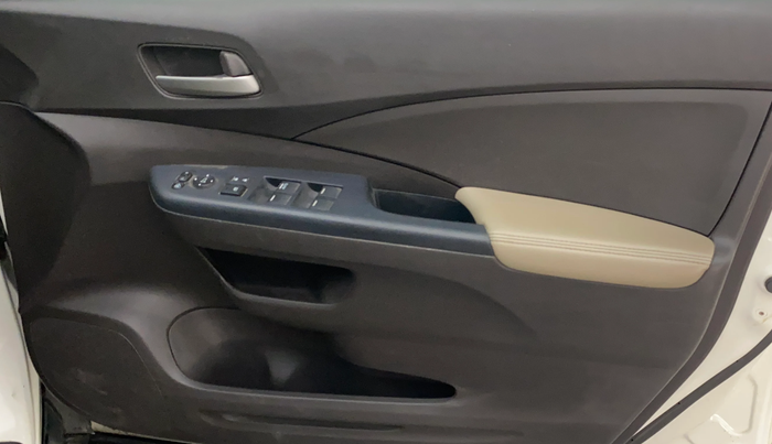 2014 Honda CRV 2.0L I-VTEC 2WD AT, Petrol, Automatic, 48,293 km, Driver Side Door Panels Control