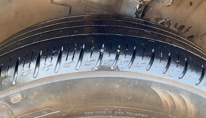 2021 Hyundai VENUE SX 1.0 (O) TURBO, Petrol, Manual, 61,353 km, Left Front Tyre Tread