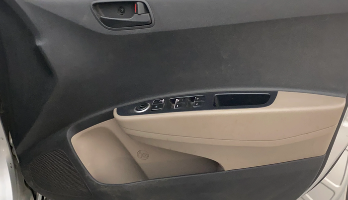 2016 Hyundai Grand i10 MAGNA 1.2 KAPPA VTVT, Petrol, Manual, 72,599 km, Driver Side Door Panels Control