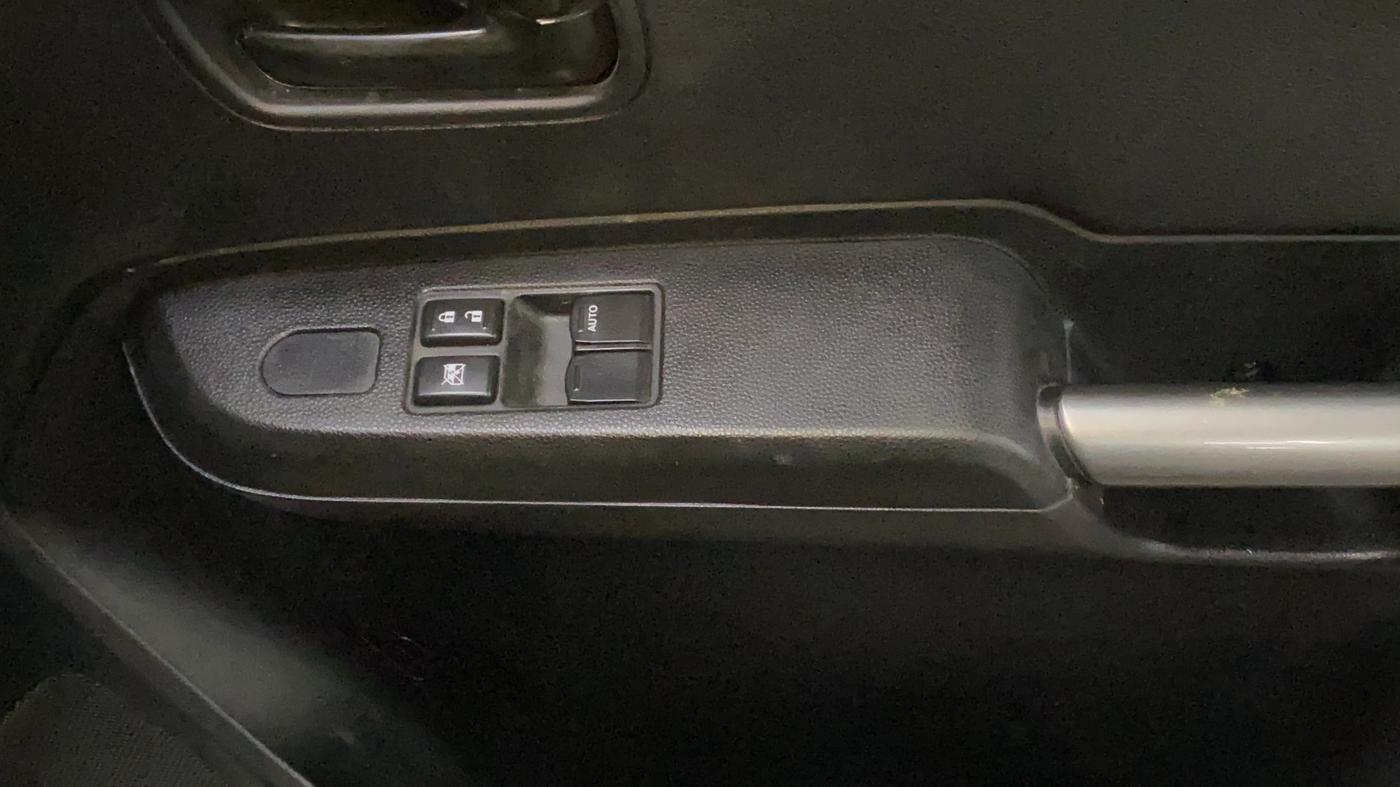 2020 Maruti IGNIS SIGMA 1.2, Petrol, Manual, 52,521 km, Driver Side Door Panels Control