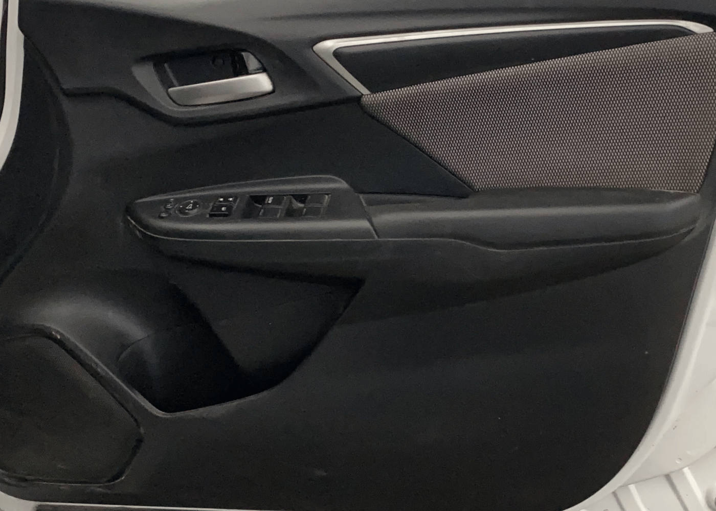 2019 Honda WR-V 1.2L I-VTEC VX MT, Petrol, Manual, 70,606 km, Driver Side Door Panels Control