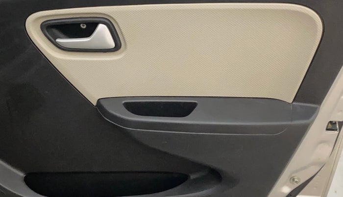 2020 Maruti Alto VXI, Petrol, Manual, 33,279 km, Driver Side Door Panels Control