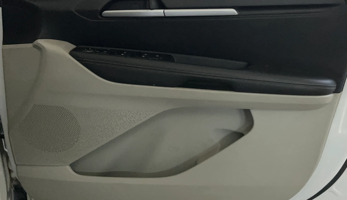 2020 KIA SONET HTK PLUS 1.0 IMT, Petrol, Manual, 36,750 km, Driver Side Door Panels Control