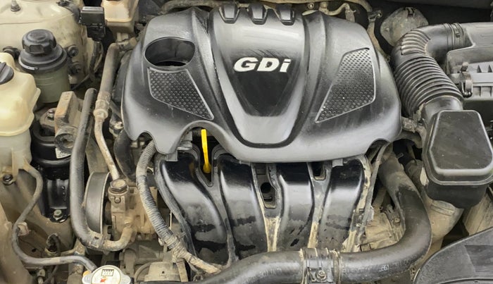 2012 Hyundai Sonata 2.4 GDI MT, Petrol, Manual, 1,07,044 km, Engine View - Right