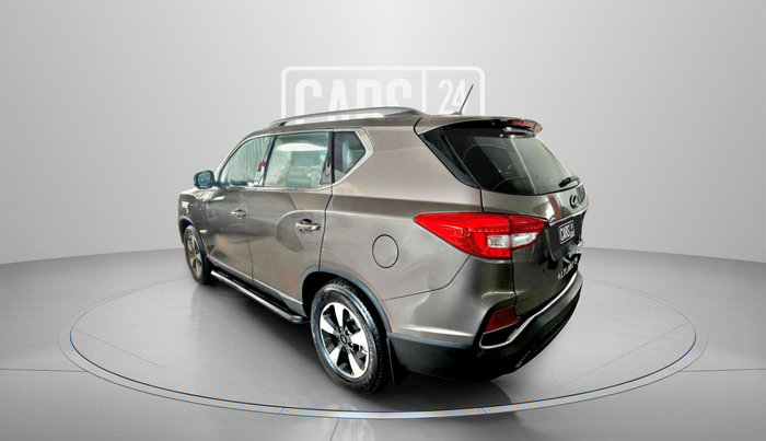 2019 Mahindra ALTURAS G4 4WD AT, Diesel, Automatic, 1,05,681 km, Left Back Diagonal