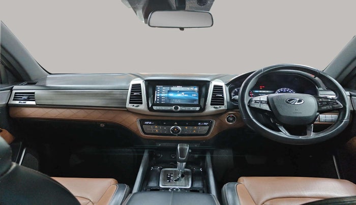 2019 Mahindra ALTURAS G4 4WD AT, Diesel, Automatic, 1,05,681 km, Dashboard