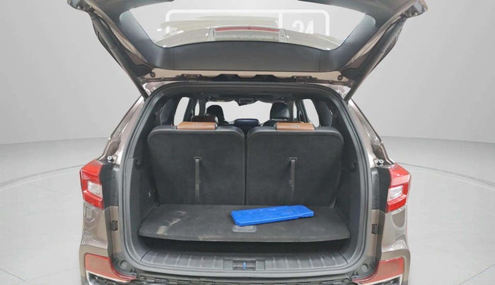 2019 Mahindra ALTURAS G4 4WD AT, Diesel, Automatic, 1,05,681 km, Boot Door Open