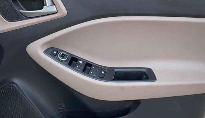 2019 Hyundai Elite i20 ASTA 1.2, Petrol, Manual, 52,008 km, Driver Side Door Panels Control