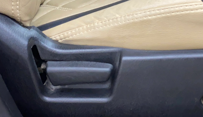 2021 Maruti Alto VXI, Petrol, Manual, 64,896 km, Driver Side Adjustment Panel