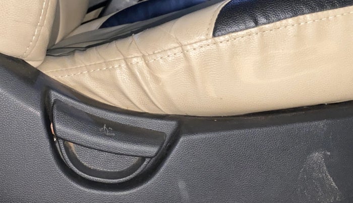 2014 Hyundai Grand i10 SPORTZ 1.2 KAPPA VTVT, Petrol, Manual, 41,599 km, Driver Side Adjustment Panel