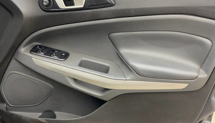 2017 Ford Ecosport TITANIUM+ 1.5L DIESEL, Diesel, Manual, 79,825 km, Driver Side Door Panels Control