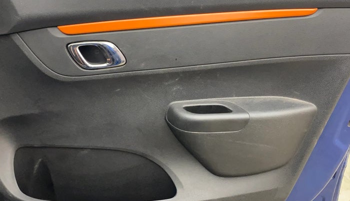 2020 Renault Kwid CLIMBER 1.0 (O), Petrol, Manual, 34,911 km, Driver Side Door Panels Control