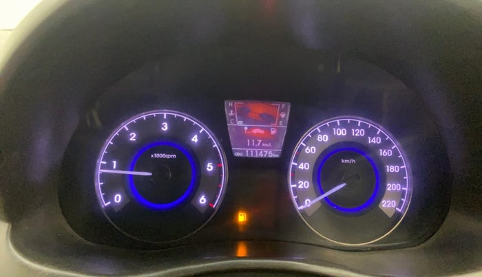 2012 Hyundai Verna FLUIDIC 1.6 CRDI SX, Diesel, Manual, 1,11,454 km, Odometer Image