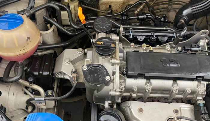 2013 Volkswagen Polo HIGHLINE1.2L, Petrol, Manual, 71,863 km, Engine View - Right