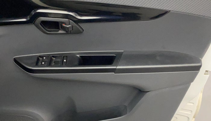 2018 Mahindra KUV 100 NXT K4+ P 6 STR, Petrol, Manual, 22,715 km, Driver Side Door Panels Control