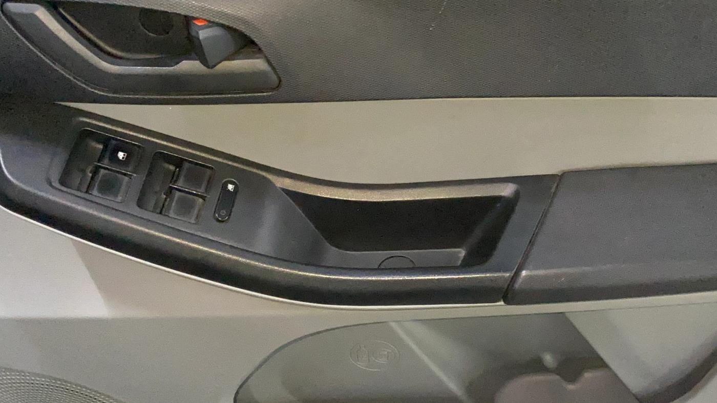 2023 Tata Tiago XTA PETROL, Petrol, Automatic, 25,089 km, Driver Side Door Panels Control