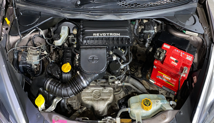 2018 Tata Tiago XZ PETROL, Petrol, Manual, 13,866 km, Engine View