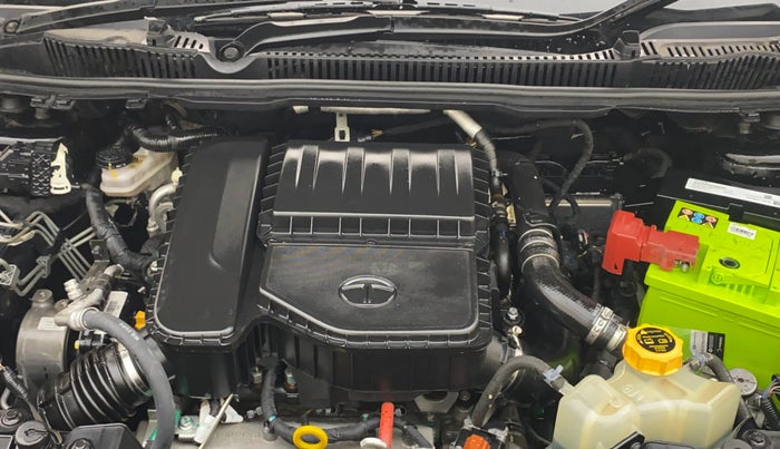 2022 Tata NEXON XZA PLUS DIESEL DARK EDITION, Diesel, Automatic, 25,217 km, Engine View