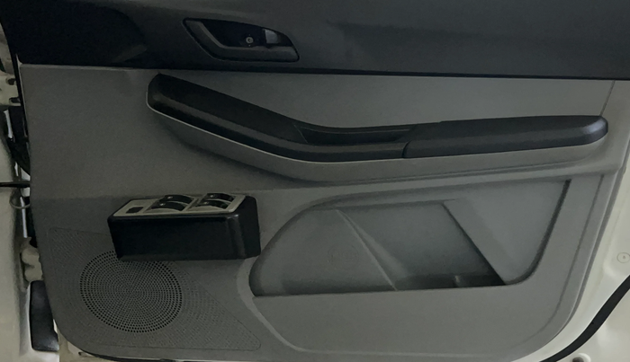 2021 Tata Tiago XE PETROL, CNG, Manual, 64,510 km, Driver Side Door Panels Control