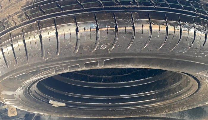 2022 KIA CARENS LUXURY PLUS 1.4 PETROL 7 STR, Petrol, Manual, 25,165 km, Spare Tyre