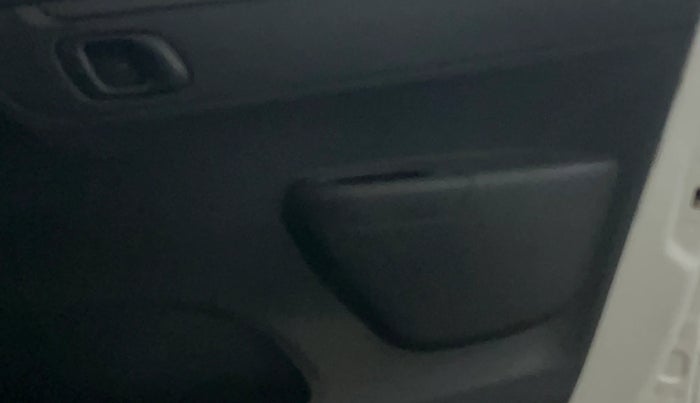 2019 Renault Kwid RXL, Petrol, Manual, 25,644 km, Driver Side Door Panels Control