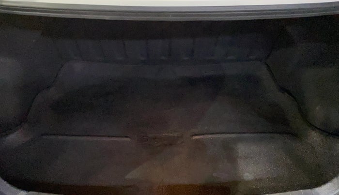 2015 Hyundai Xcent S 1.2, Petrol, Manual, 37,061 km, Boot Inside