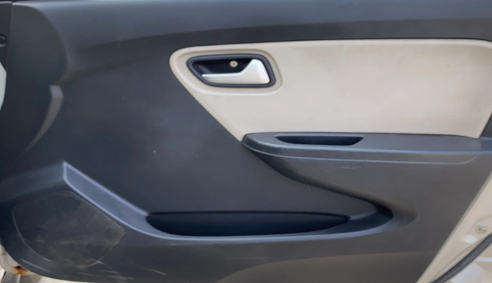 2020 Maruti Alto LXI, Petrol, Manual, 35,941 km, Driver Side Door Panels Control