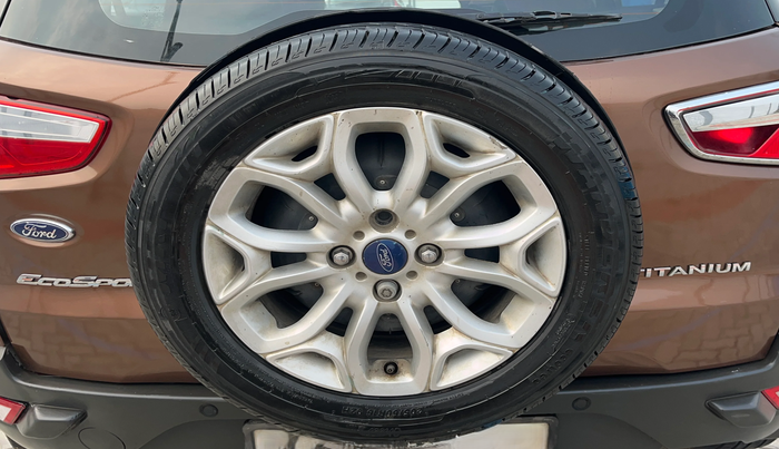 2017 Ford Ecosport TITANIUM 1.5L PETROL, Petrol, Manual, 1,22,866 km, Spare Tyre