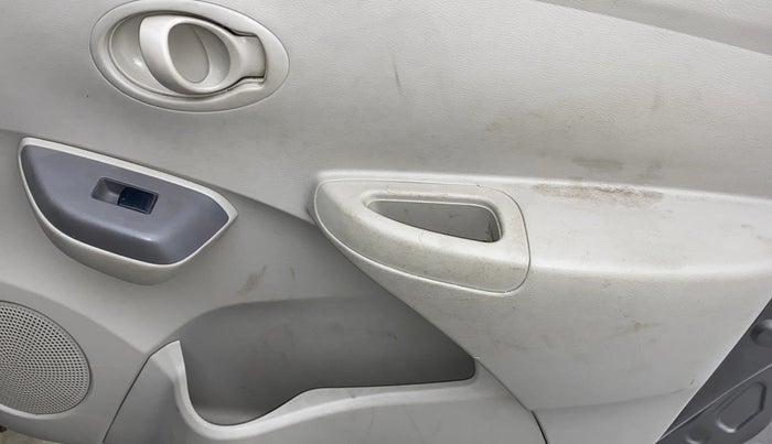 2016 Datsun Go Plus T, Petrol, Manual, 74,805 km, Driver Side Door Panels Control