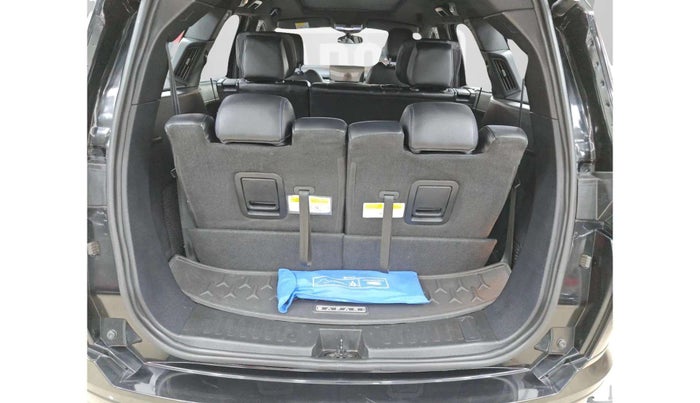 2024 Tata Safari ACCOMPLISHED DARK EDITION AT, Diesel, Automatic, 5,733 km, Boot Inside