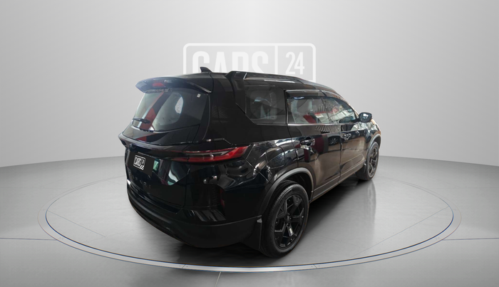2024 Tata Safari ACCOMPLISHED DARK EDITION AT, Diesel, Automatic, 5,733 km, Right Back Diagonal