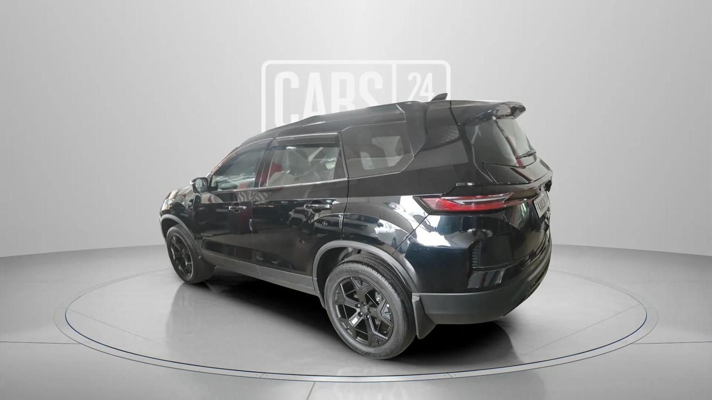 2024 Tata Safari ACCOMPLISHED DARK EDITION AT, Diesel, Automatic, 5,733 km, Left Back Diagonal