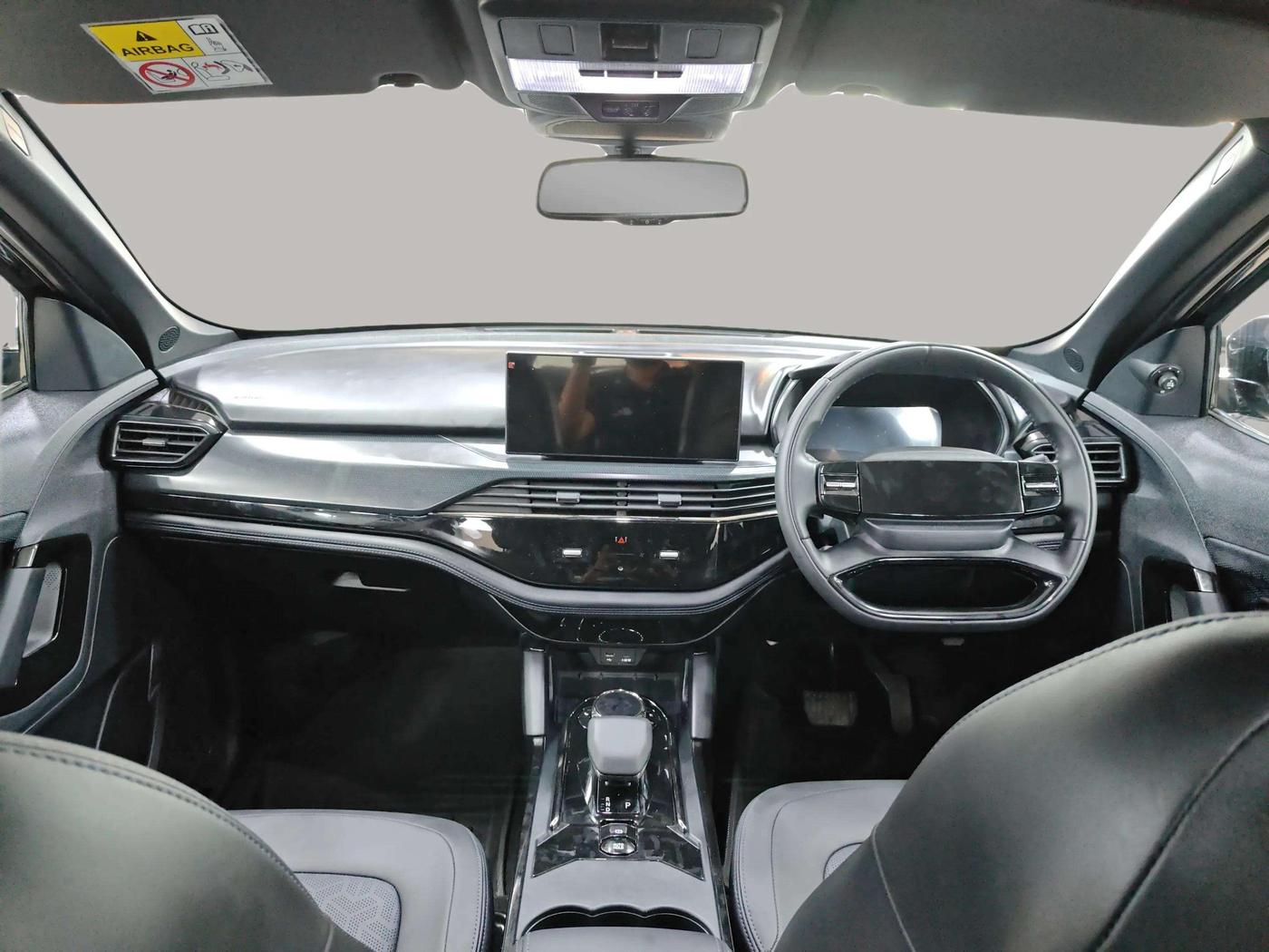 2024 Tata Safari ACCOMPLISHED DARK EDITION AT, Diesel, Automatic, 5,733 km, Dashboard