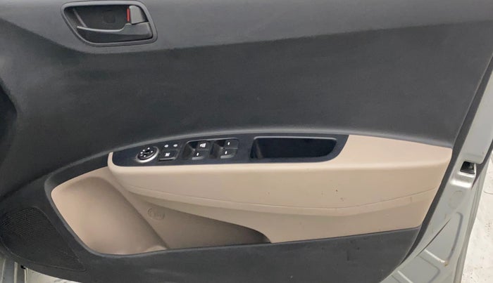 2018 Hyundai Grand i10 MAGNA 1.2 KAPPA VTVT, Petrol, Manual, 29,243 km, Driver Side Door Panels Control