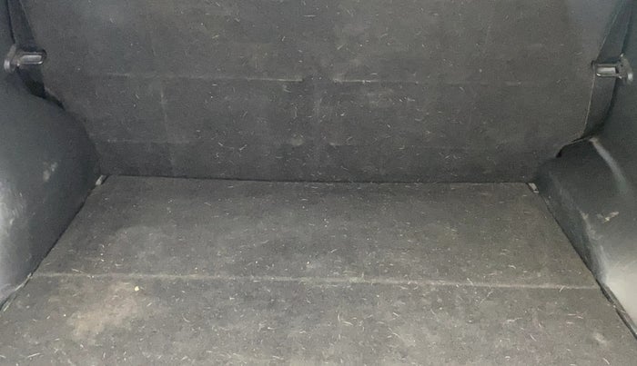 2017 Hyundai Creta E 1.6 PETROL, Petrol, Manual, 43,052 km, Boot Inside