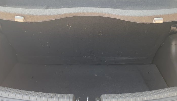 2015 Hyundai Grand i10 ASTA 1.2 KAPPA VTVT, Petrol, Manual, 22,978 km, Boot Inside