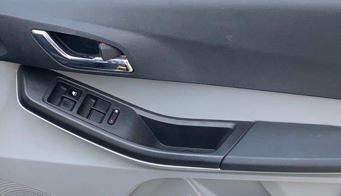 2021 Tata Tiago XZA PLUS PETROL, Petrol, Automatic, 26,039 km, Driver Side Door Panels Control