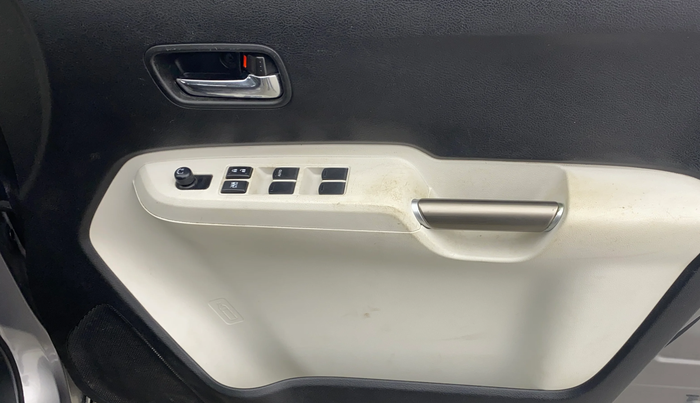 2018 Maruti IGNIS DELTA 1.2 AMT, Petrol, Automatic, 16,284 km, Driver Side Door Panels Control