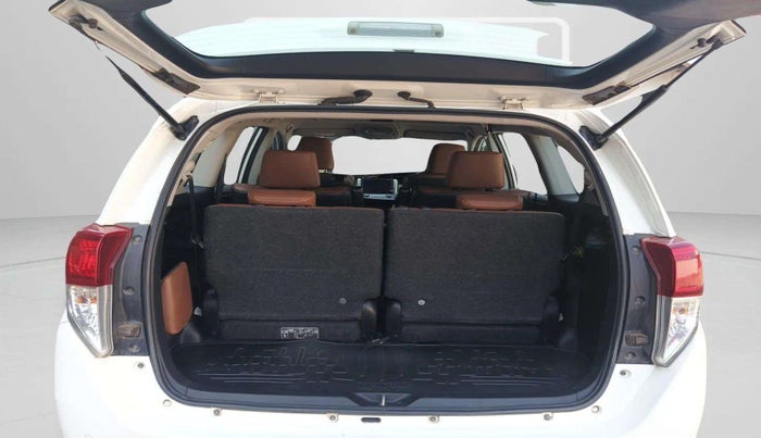 2022 Toyota Innova Crysta 2.4 ZX AT 7 STR, Diesel, Automatic, 1,34,428 km, Boot Door Open