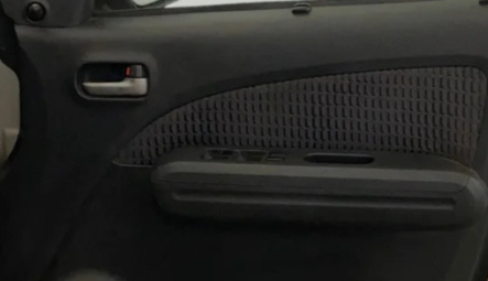 2014 Maruti Ritz VXI, CNG, Manual, 44,440 km, Driver Side Door Panels Control