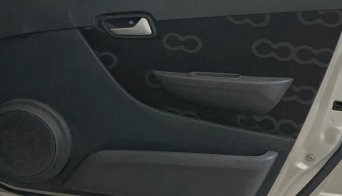 2015 Maruti Alto 800 LXI, Petrol, Manual, 18,842 km, Driver Side Door Panels Control