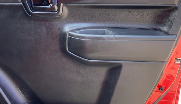 2019 Maruti S PRESSO VXI, Petrol, Manual, 49,933 km, Driver Side Door Panels Control