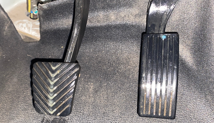 2020 KIA SONET HTX 1.0 IMT, Petrol, Manual, 38,969 km, Pedals