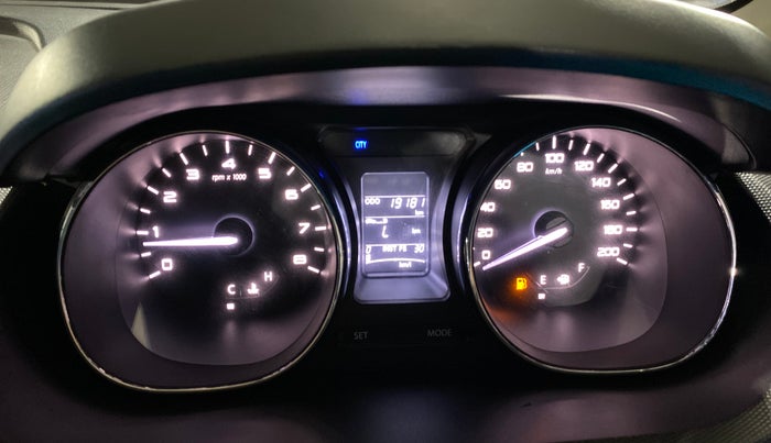 2018 Tata Tiago XZ PETROL, Petrol, Manual, 19,165 km, Odometer Image