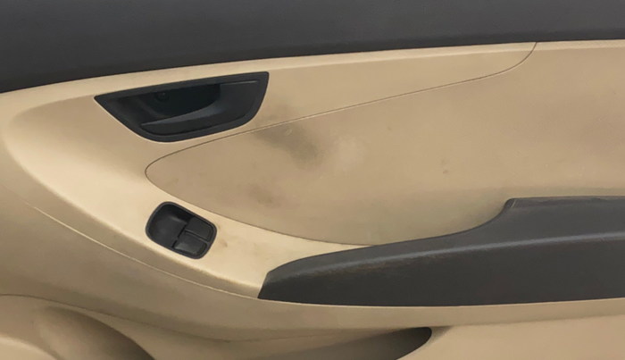 2018 Hyundai Eon MAGNA +, Petrol, Manual, 51,041 km, Driver Side Door Panels Control