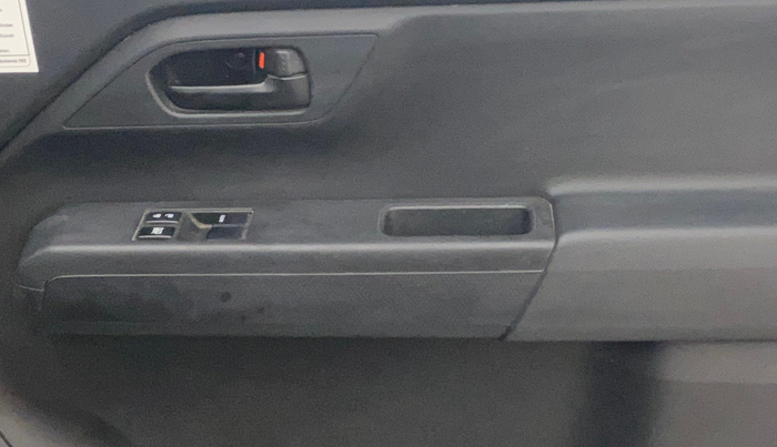 2021 Maruti New Wagon-R LXI CNG 1.0, CNG, Manual, 82,979 km, Driver Side Door Panels Control