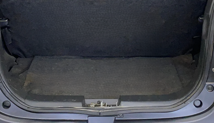 2016 Maruti Alto 800 LXI, Petrol, Manual, 78,709 km, Boot Inside