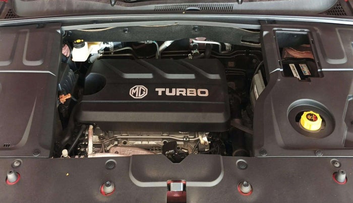 2024 MG HECTOR SAVVY PRO 1.5 TURBO CVT PETROL, Petrol, Automatic, 15,213 km, Engine View
